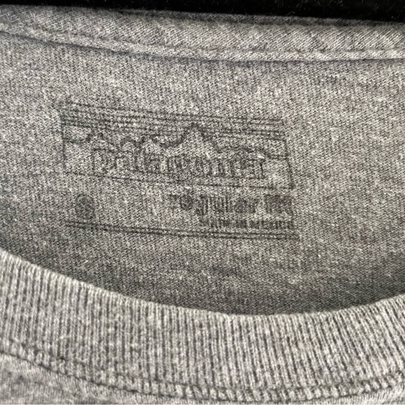 Patagonia Men's Cotton Gray Spell Out Logo Print Long Sleeve T Shirt Size Small - Picture 5 of 7